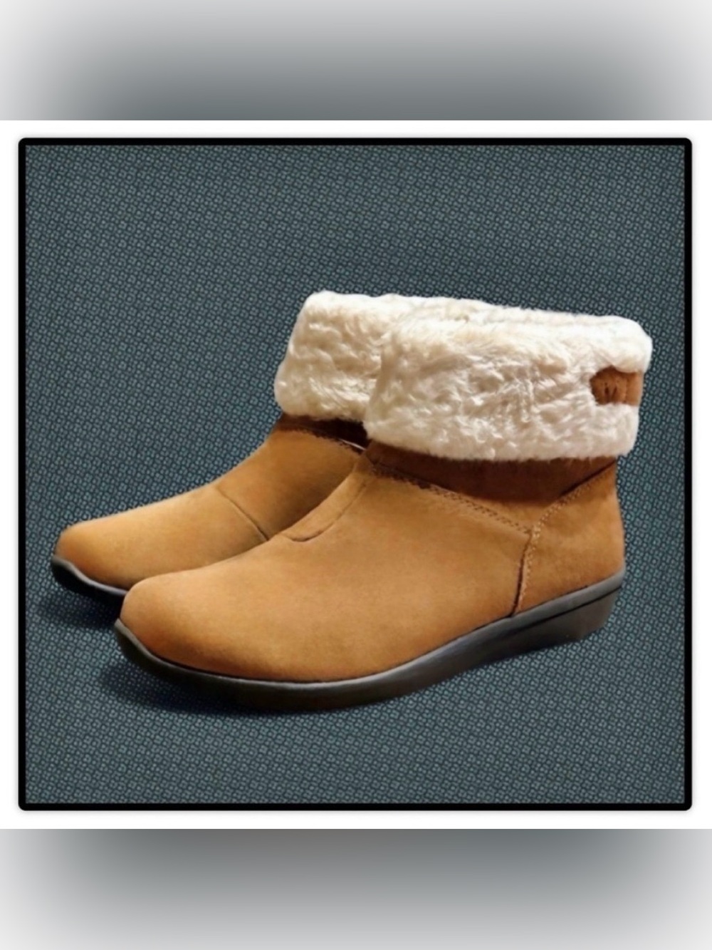 Vionic Magnolia Ruth Suede Bootie - Picture 2 of 15